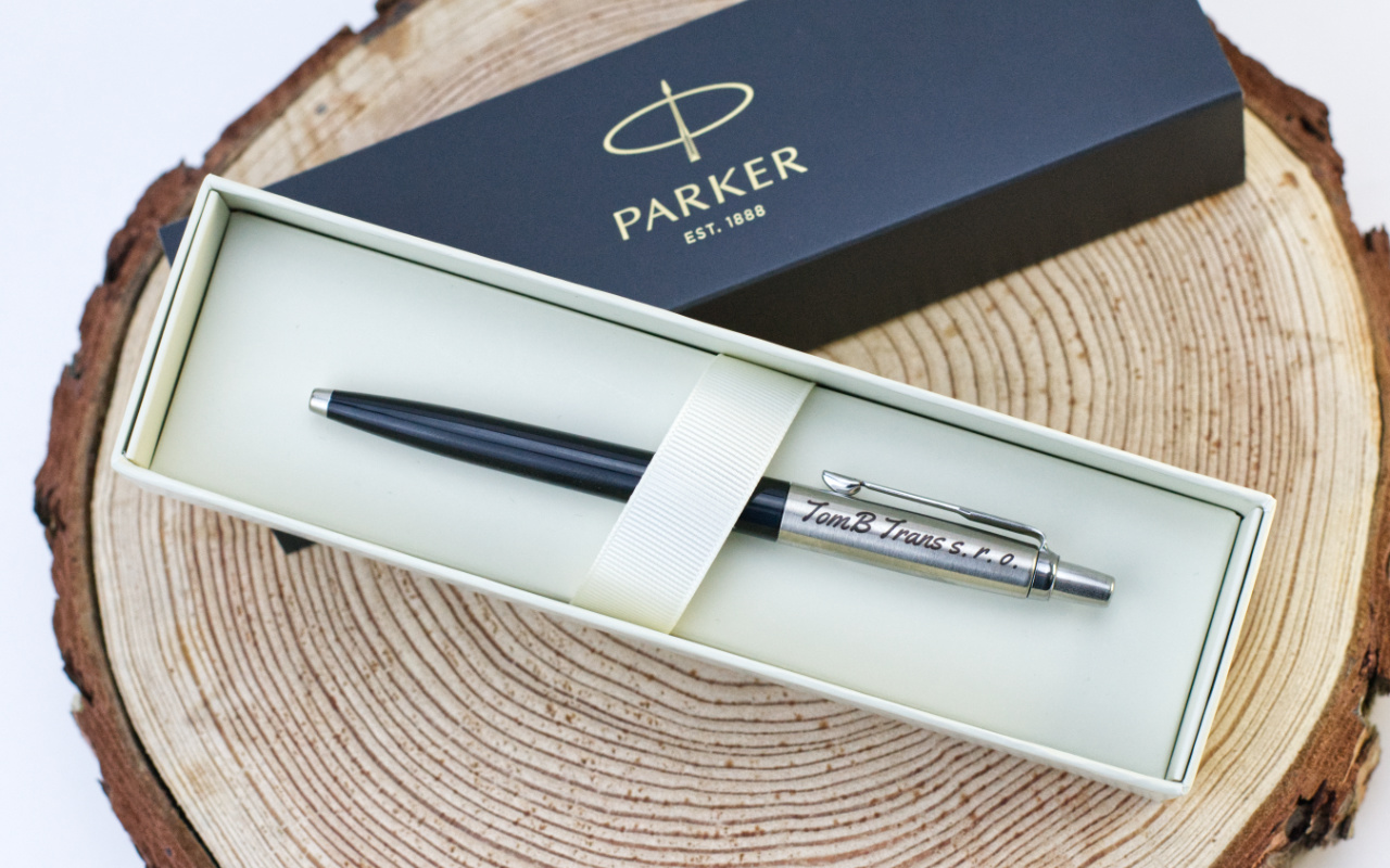 Kuličkové pero Parker Jotter Special Red s gravírováním 1 Obrázek galerie parker pero