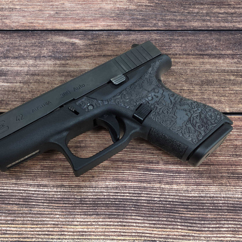 Gravírování GLOCKu 42 2 reference