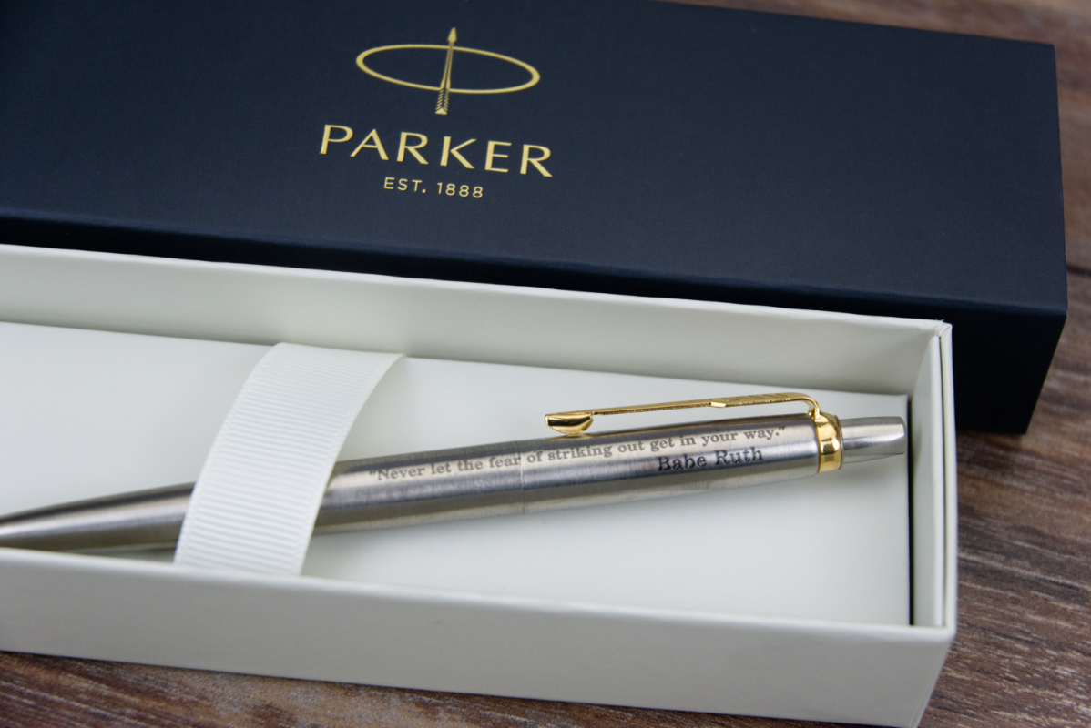 Kuličkové pero Parker Jotter Special Red s gravírováním 4 Obrázek pero parker gravirovani do kovu