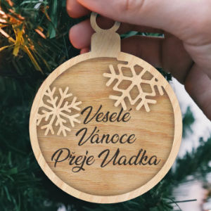 dřevěná baňka s potiskem