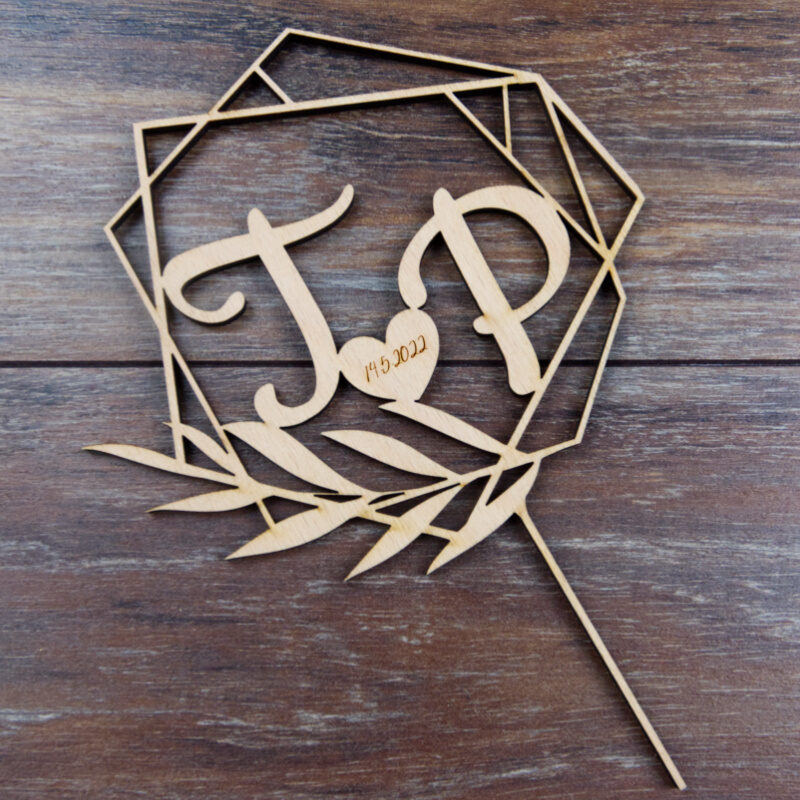 dřevěný zápich do dortu