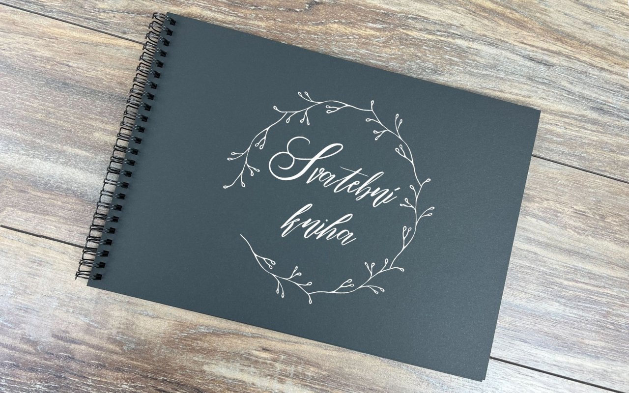 Obrázek cerna svatebni kniha web