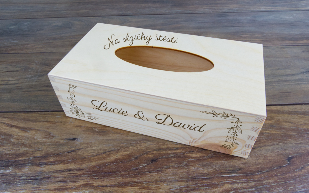 Dřevěný box na kapesníky s vlastním gravírováním 2 Obrázek box slzicky stesti