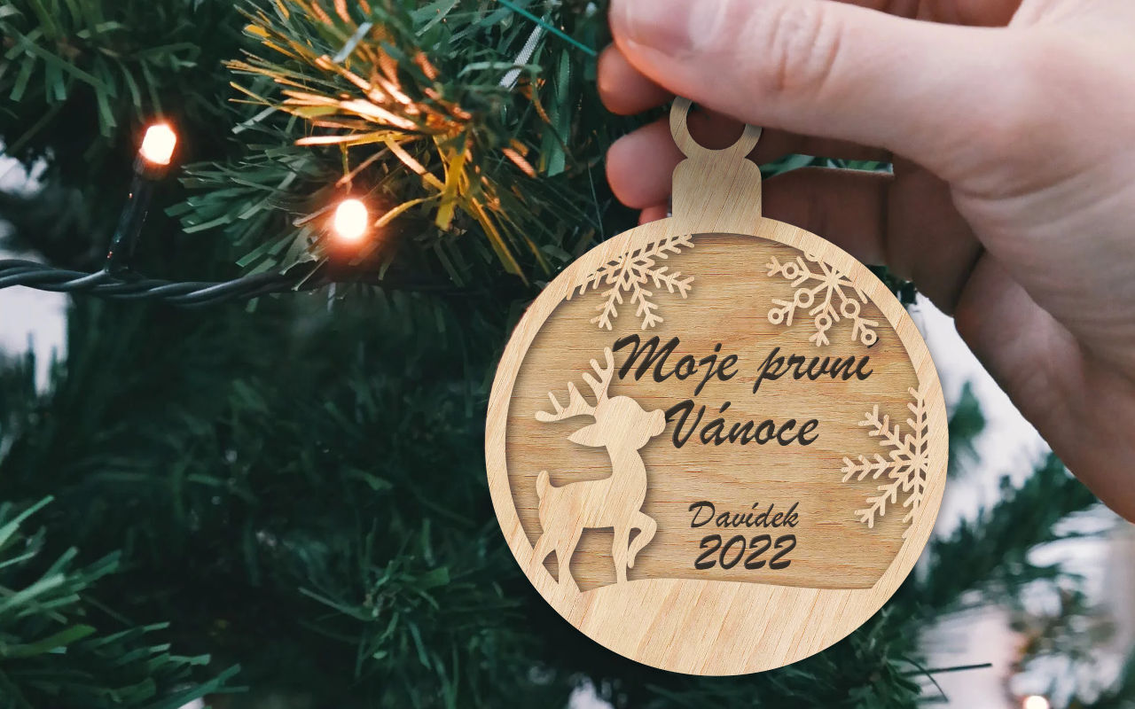 Dřevěná vánoční ozdoba s vlastním věnováním č.04 1 Obrázek banka 04 bambi vizualizace
