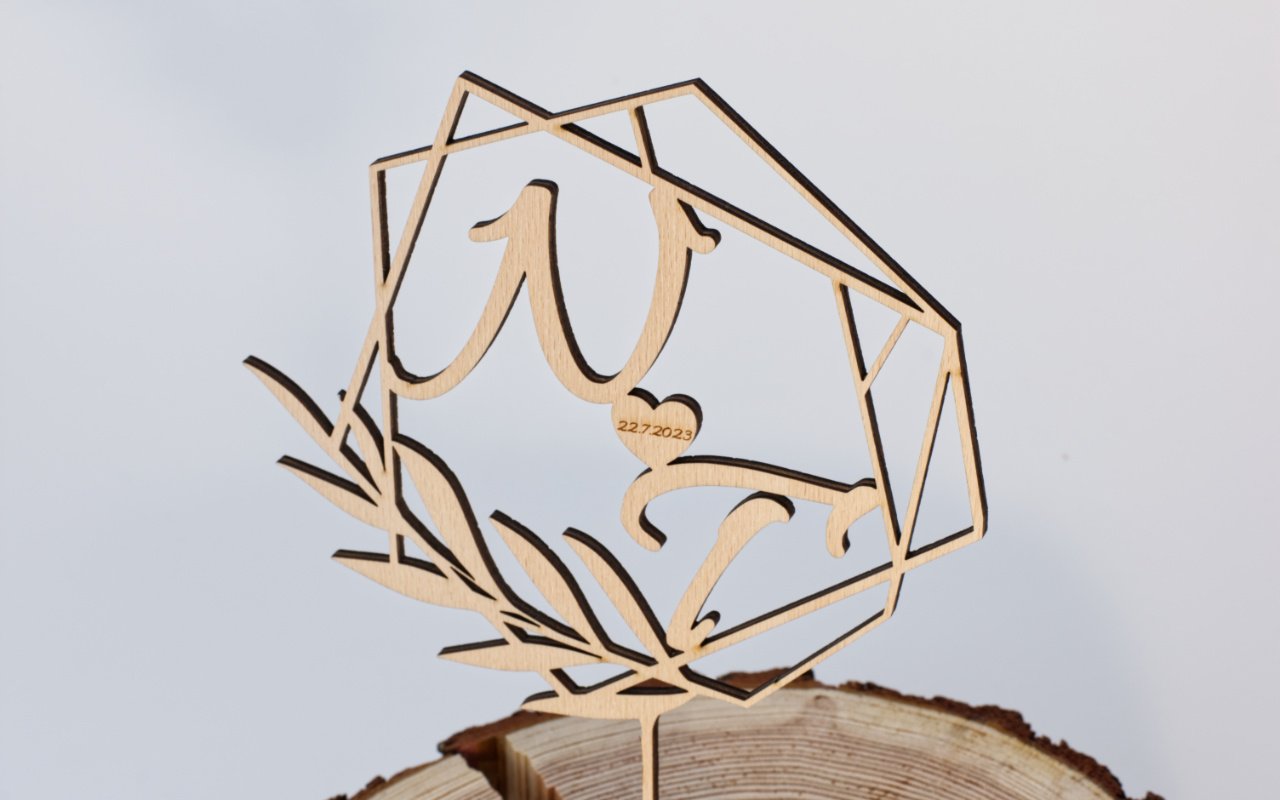 Zápich do dortu na míru - hranatý rámeček 2 2 Dřevěný zápich do dortu