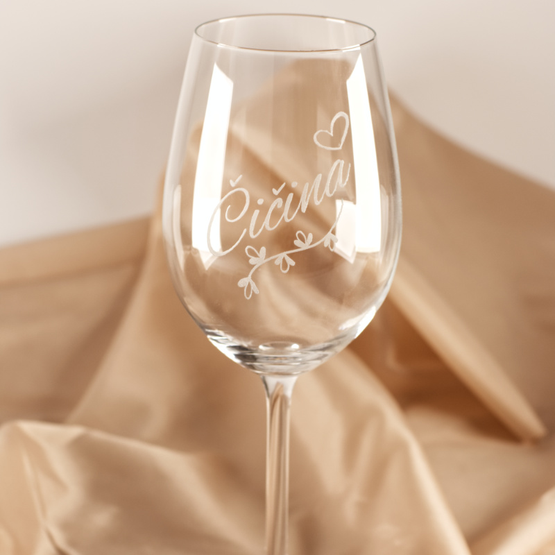 Obrázek sklenice vino gravir