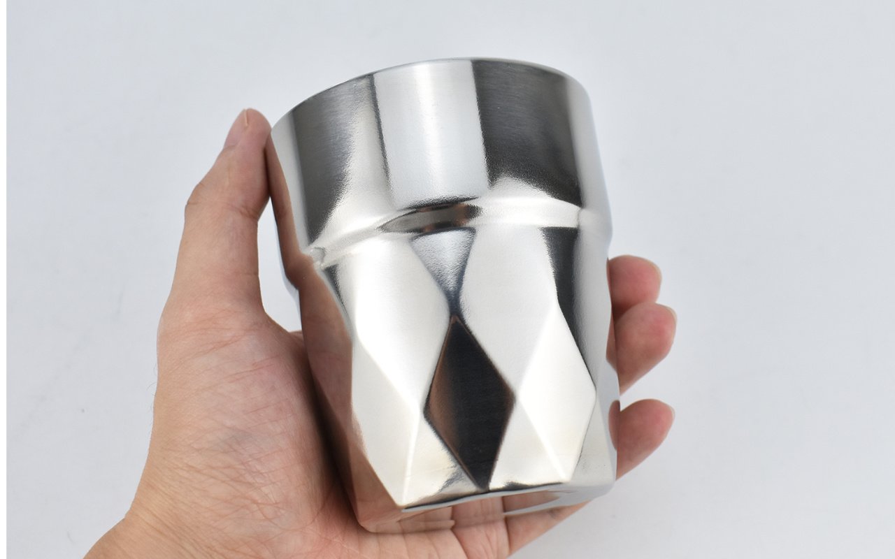 Obrázek galerie nerez hrnek1