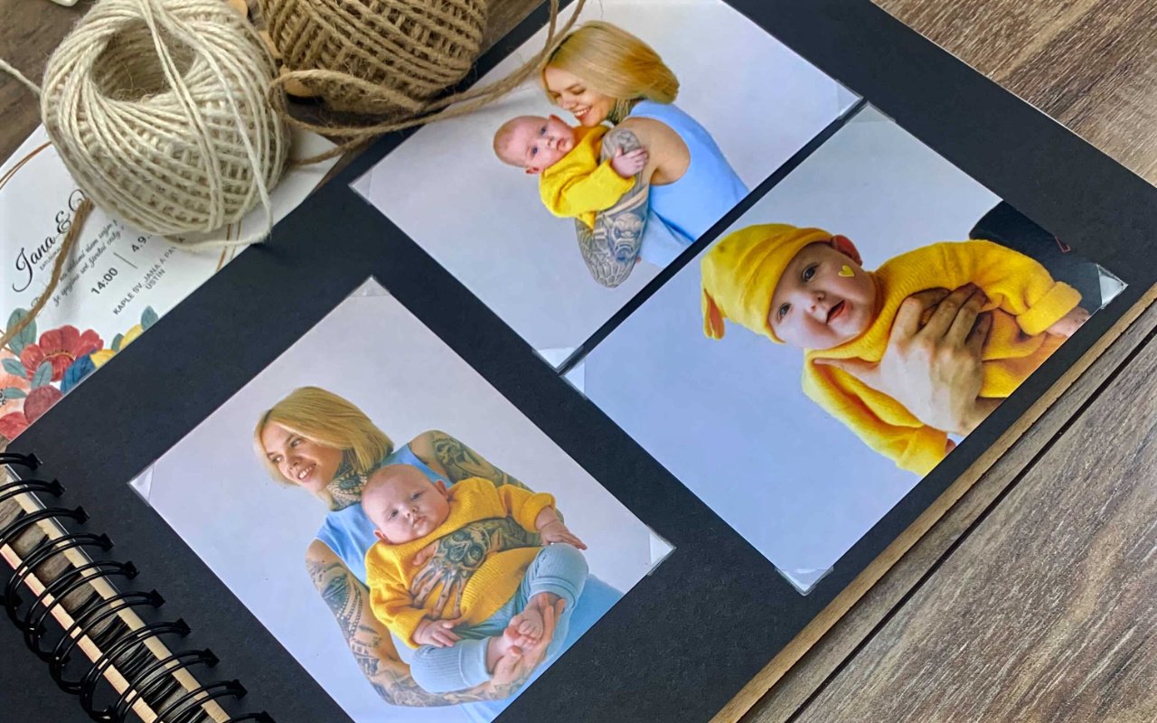 Dřevěné fotoalbum k narozeninám 1 Obrázek fotoalbum foto1