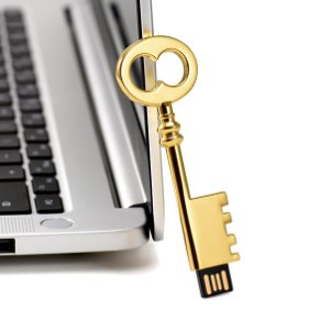 USB flash disk zlatý klíč s vlastním gravírováním 16GB