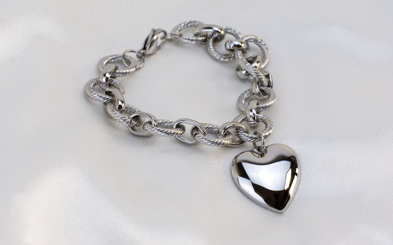 Dámský ocelový náramek - srdíčko 2 Obrázek naramek privesek srdce galerie