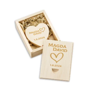 Dřevěné srdce USB flash disk s vlastním gravírováním 16GB