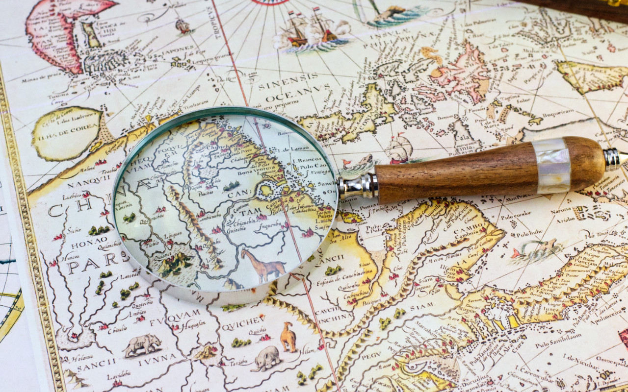 Lupa v dřevěné kazetě s vlastním gravírováním 1 Obrázek galerie lupa1