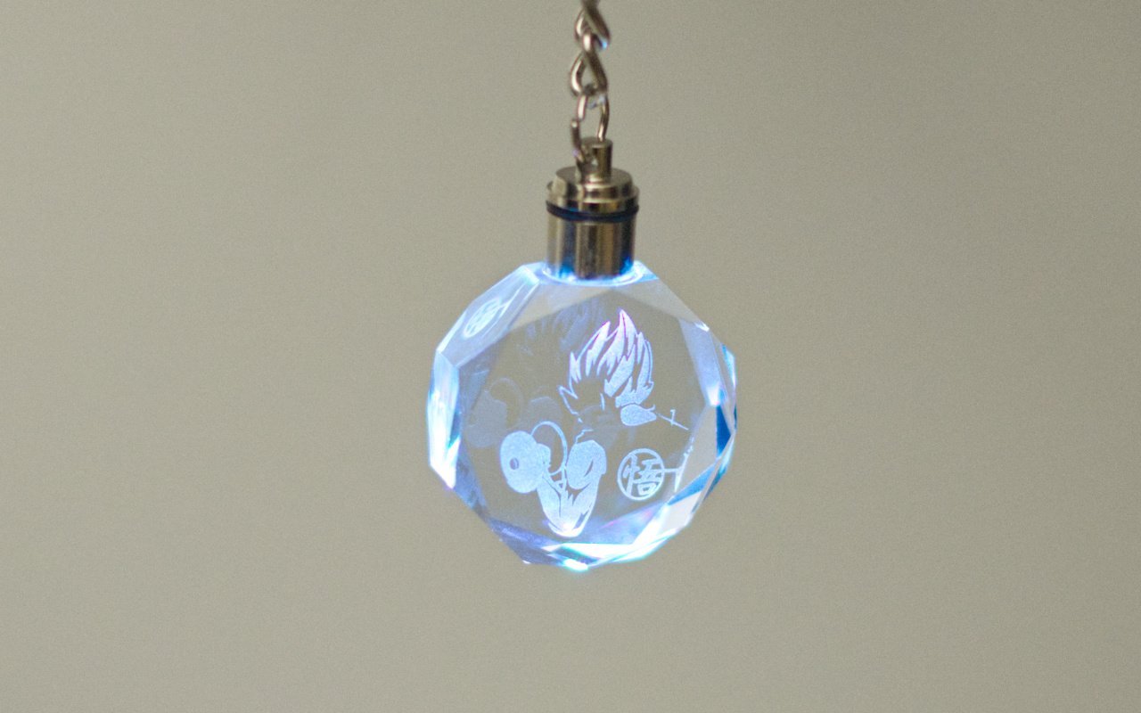 Skleněná LED klíčenka 1 Obrázek galerie svitici klicenka1