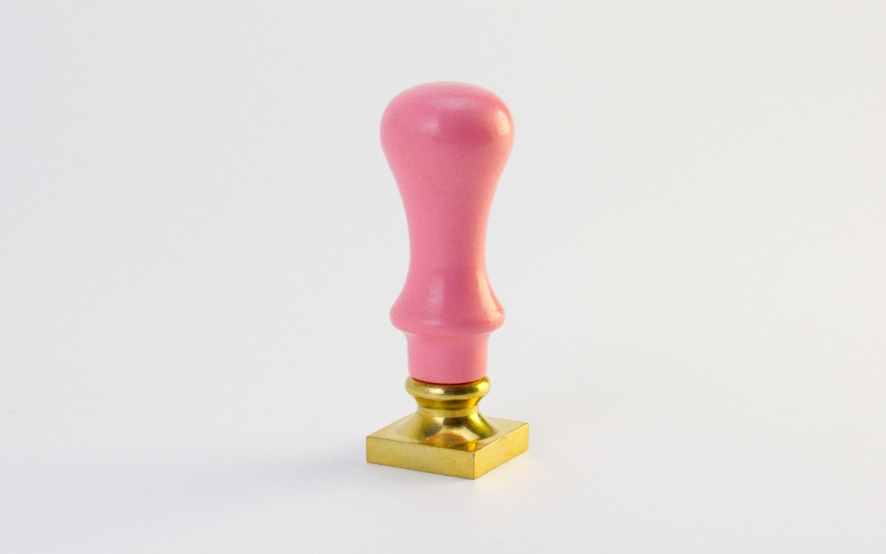 Hranaté pečetidlo na míru 1 Obrázek galerie hranate pecetidlo