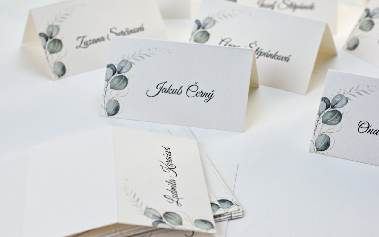 Jmenovky stříšky s vlastním návrhem 50 - 500 ks 3 Obrázek galerie jmenovky strisky1