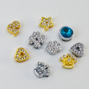 Korálky pro náramek s písmeny