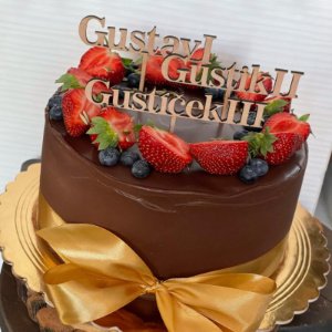 Zápich do dortu se jménem na míru