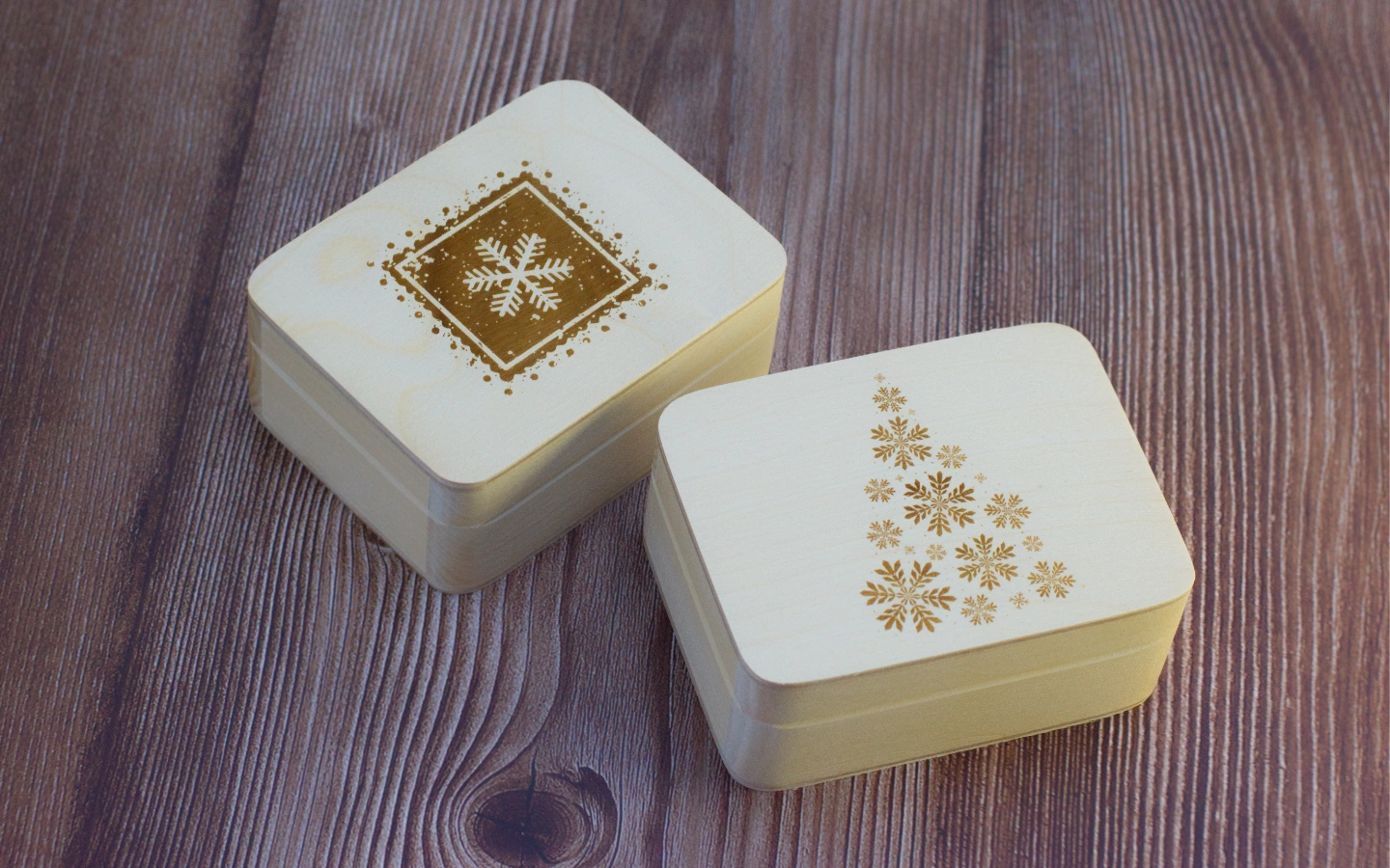 Dřevěná krabička s gravírováním 2 Obrázek galerie zaobleny