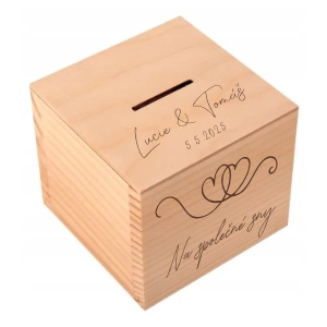 Dřevěná pokladnička s vlastním gravírováním