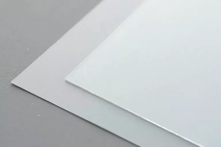 material polykarbonat