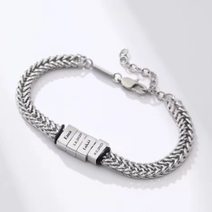 Stříbrný náramek s gravírováním na míru