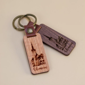 Dřevěná klíčenka s vlastním gravírováním