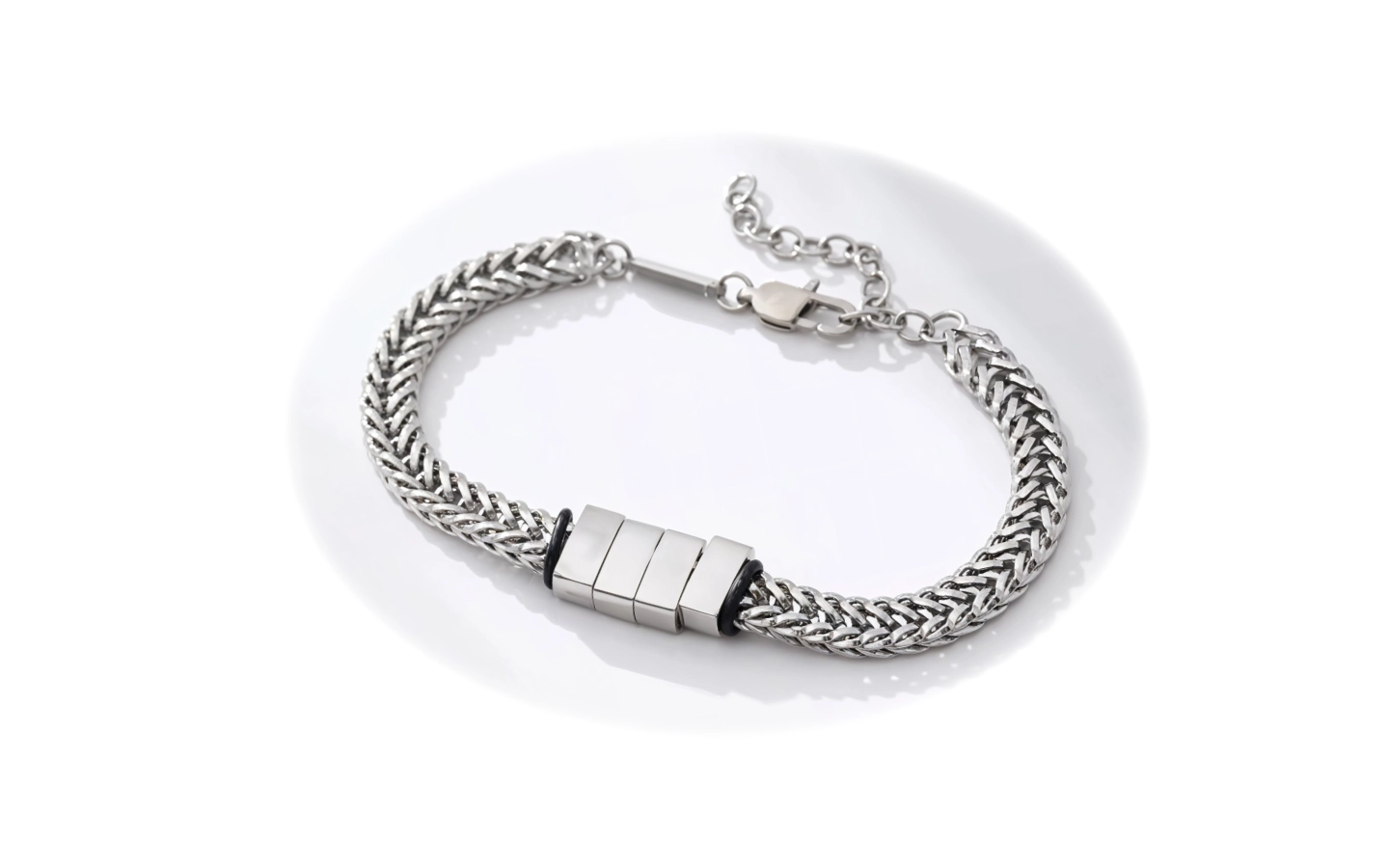 Stříbrný náramek s gravírováním na míru 1 Obrázek galerie naramek stribrny 1