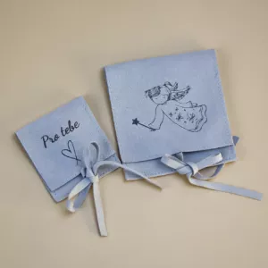 Sametový dárkový obal s gravírováním na míru