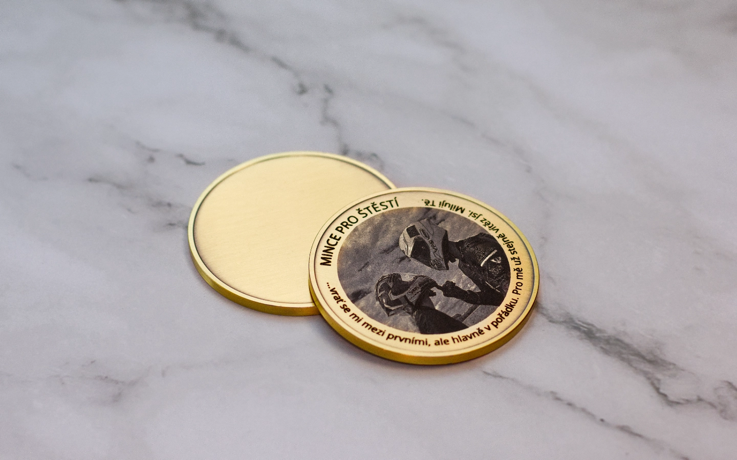 Masivní zlatá mince s gravírováním 2 Obrázek galerie mince zlata masivni1