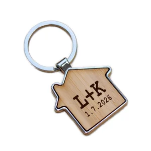 Přívěsek na klíče domek s vlastním gravírováním